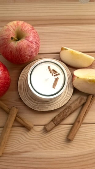 BESO DE MANZANA Y CANELA. Calidez que atrae todo lo bueno.